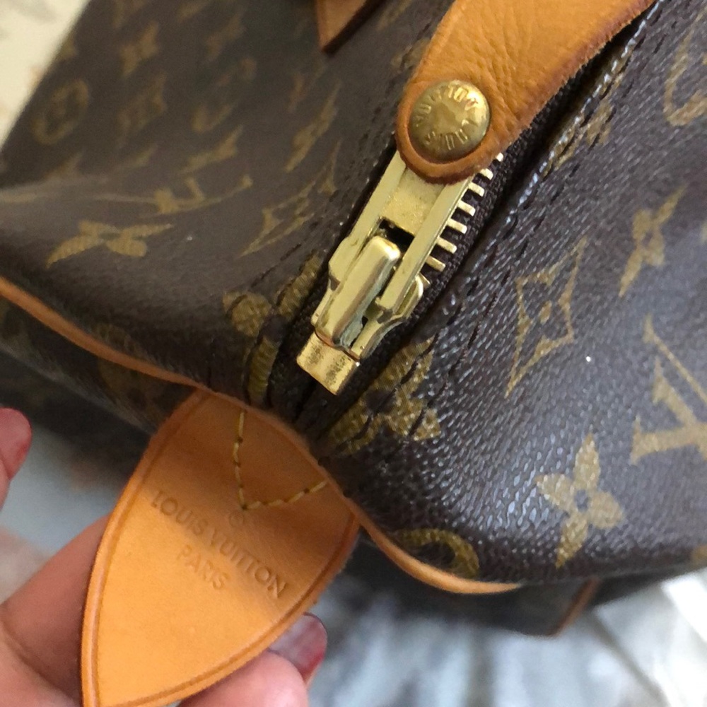 Louis Vuitton Speedy 30 Bag Monogram - Picture 8 of 10